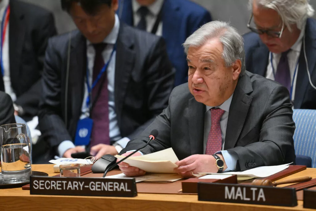 The Middle East is on the “edge of the cliff”, Antonio Guterres warns