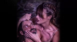 Θέατρο act: «Η Αγάπη είναι ένας Σκύλος από την Κόλαση» σε σκηνοθεσία του Γιώργη Κοντοπόδη