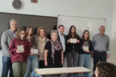 Ο Βασιλόπουλος βράβευσε τις μαθήτριες της ρομποτικής ομάδας του 7ου Γυμνασίου Πατρών
