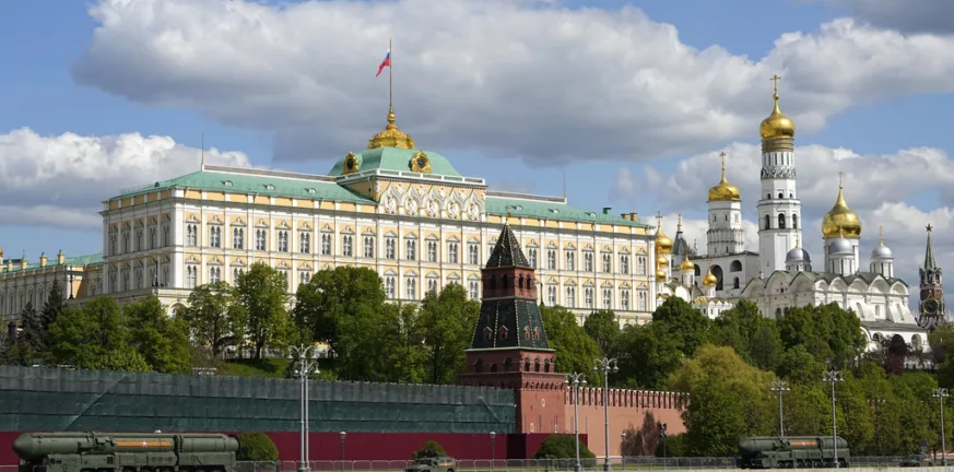 Κρεμλίνο: Η ψήφιση του νομοσχεδίου βοήθειας από την αμερικανική Βουλή θα «καταστρέψει περαιτέρω» την Ουκρανία