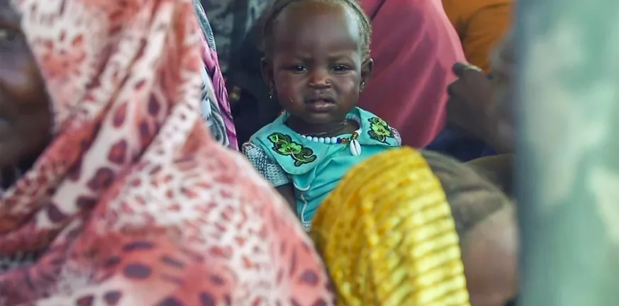 ΟΗΕ: Το Παγκόσμιο Επισιτιστικό Πρόγραμμα διένειμε διατροφική βοήθεια στο Νταρφούρ – Ο λιμός καραδοκεί στο Σουδάν