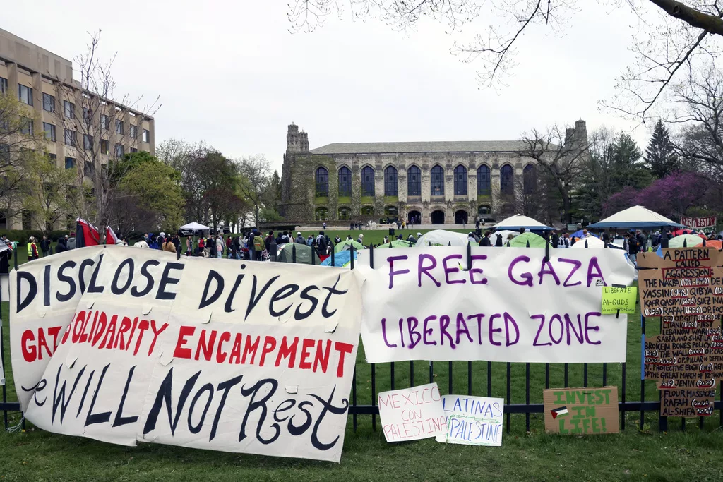 Students continue anti-war protests in Gaza, student sit-ins and in France
 – 2024-05-02 13:42:16