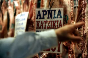 Πάσχα: Σε αναμονή η αγορά κρέατος – Οι τιμές δεν θα διαφοροποιηθούν πολύ από πέρυσι, λέει ο Σύλλογος Κρεοπωλών Πάτρας