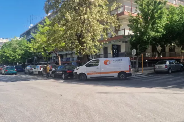 Θεσσαλονίκη: «Δεν είδα από πού ήρθε» λέει η οδηγός του ΙΧ που παρέσυρε τον 17χρονο ποδηλάτη