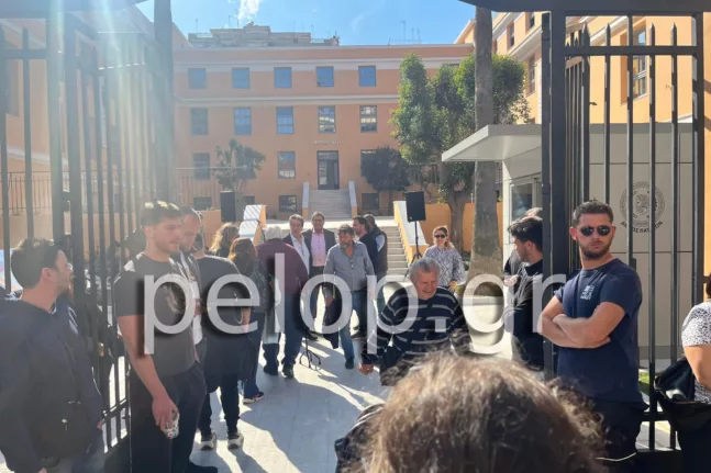 Πάτρα: Η ομιλία Πελετίδη στη συγκέντρωση έξω από το Δημαρχείο ΦΩΤΟ - ΒΙΝΤΕΟ