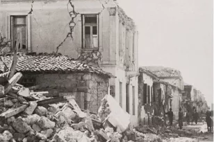 Σαν σήμερα 28 Απριλίου 1928 η Κόρινθος κατεδαφίζεται ολόκληρη για να ανοικοδομηθεί από την αρχή, δείτε τι άλλο συνέβη