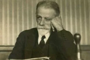 Σαν σήμερα 9 Απριλίου 1911 ο γραμματέας του Πανεπιστημίου Αθηνών, Κωστής Παλαμάς, τιμωρείται, διότι υπερασπίστηκε τη δημοτική γλώσσα - Δείτε τι άλλο συνέβη