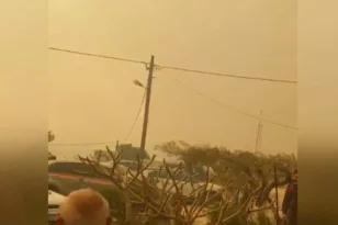 Ανεξέλεγκτη η μεγάλη φωτιά στο Λασίθι: Τέσσερις τραυματίες, ενισχύονται οι πυροσβεστικές δυνάμεις