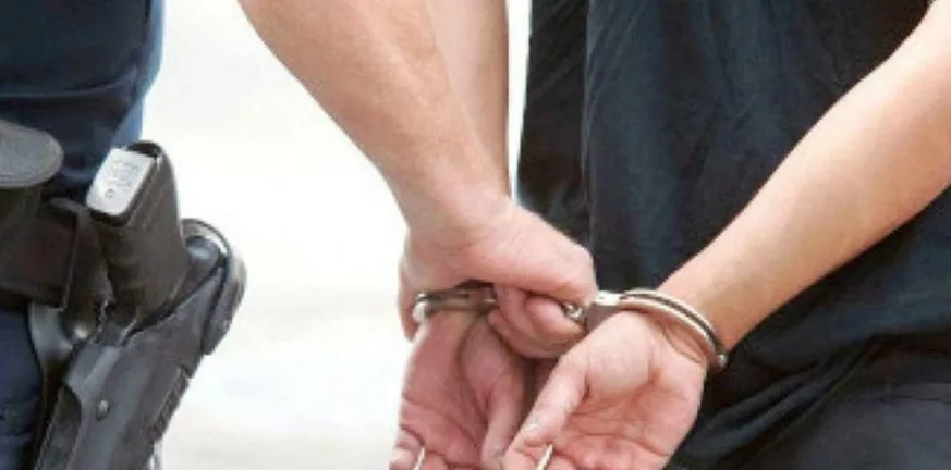Συνελήφθη άνδρας για ληστεία σε βάρος ηλικιωμένου στον Πύργο
