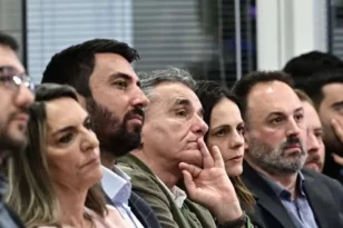 Η Νέα Αριστερά ασκεί κριτική στον Ανδρουλάκη για την επιλογή του Ζαγοράκη στο ευρωψηφοδέλτιο