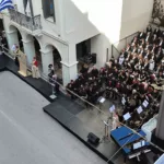 Η Ολυμπιακή Φλόγα στην Πάτρα - Οι στάσεις σε νέο Δημαρχείο και στο σπίτι του Κωστή Παλαμά