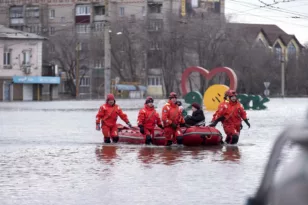 Ρωσία: Πάνω από 6.000 άνθρωποι εγκατέλειψαν τα σπίτια τους λόγω των πλημμύρων