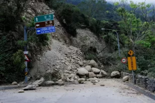 Σεισμός Ταϊβάν: Τουλάχιστον 13 οι νεκροί, τουρίστες απομακρύνονται με ελικόπτερα
