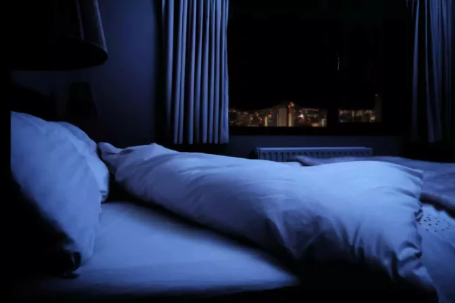 Πώς τα ανοιχτά παράθυρα την νύχτα μπορούν να οδηγήσουν σε εγκεφαλικό