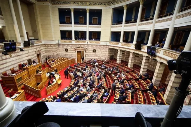 Βουλή: Στην Ολομέλεια το νομοσχέδιο για τη δημόσια υγεία και το ΕΣΥ