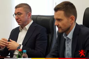 Βόρεια Μακεδονία: Νέα πρόκληση Μιτσκόσκι – «Άριστες οι σχέσεις Μακεδονίας και Αυστρίας»