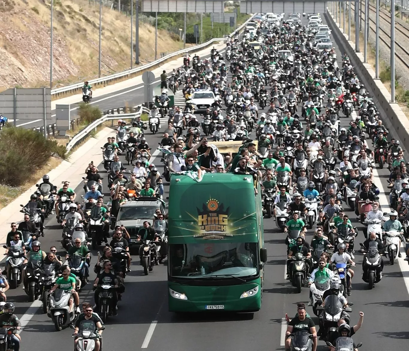 The reception of the heroes of the European champions in Athens VIDEO
 – 2024-05-29 05:54:41