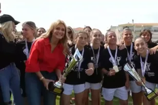 Η Νατάσα Θεοδωρίδου γιόρτασε με την ομάδα του ΠΑΟΚ την κατάκτηση του πρωταθλήματος στις γυναίκες ΒΙΝΤΕΟ