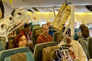 Singapore Airlines: Αυστηρότερους κανόνες για τις ζώνες βάζει η εταιρεία μετά το περιστατικό