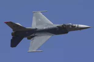 Ουκρανία: Η Ολλανδία θα αρχίσει χωρίς καθυστέρηση την παράδοση 24 αεροσκαφών F-16 στο Κίεβο