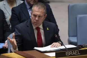 Πρεσβευτής Ισραήλ – ΟΗΕ: «Ντροπή» η τήρηση ενός λεπτού σιγής στο Συμβούλιο Ασφαλείας για τον Ραΐσι