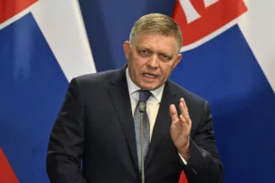 Σλοβακία: «Σταθερή» η κατάσταση της υγείας του πρωθυπουργού, μία εβδομάδα μετά την απόπειρα δολοφονίας του