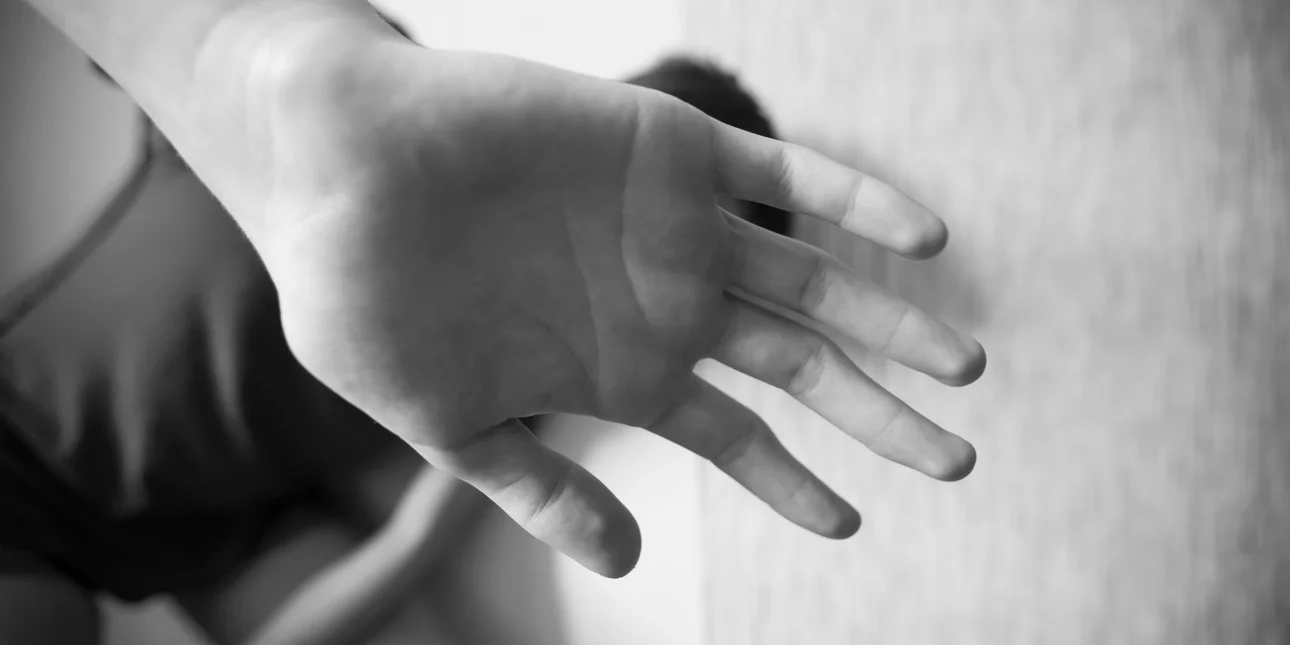 Κρήτη: Πήραν προθεσμία οι γονείς που κατηγορούνται ότι βίαζαν και κακοποιούσαν τα δύο παιδιά τους