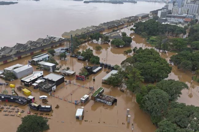 Βραζιλία: Αυξάνονται οι νεκροί από τις πλημμύρες - Πάνω από 100 αγνοούμενοι