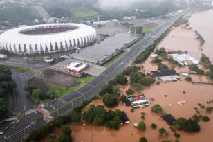 Βραζιλία: Δεκάδες νεκροί και αγνοούμενοι από τις πλημμύρες – Χιλιάδες ξεσπιτώθηκαν