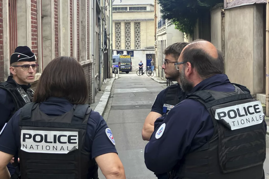 France: The attacker who stabbed 4 people in a subway was arrested
 – 2024-07-06 15:31:56