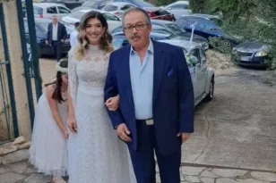 Παναγιώτα και Οδυσσέας:Λαμπερός γάμος στην Πάτρα- Ο Αντώνης Σαμαράς ανάμεσα στους καλεσμένους ΦΩΤΟ