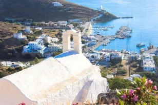 Το ελληνικό νησί που προτείνουν Vanity Fair και Conde Nast Traveller