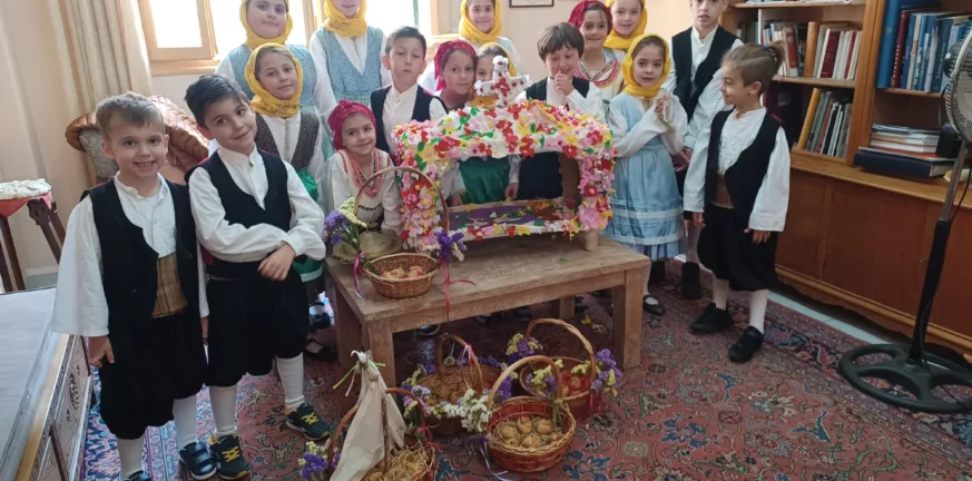 Πάτρα: Πασχαλινά έθιμα για τα παιδιά του Λυκείου Ελληνίδων ΦΩΤΟ