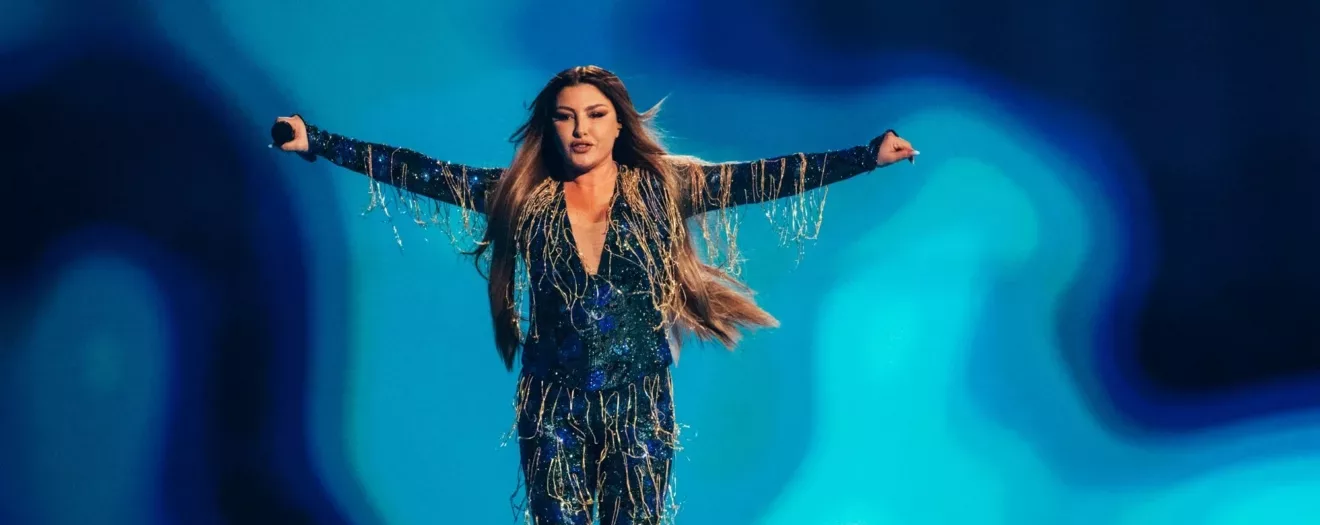 How many crystals and hours were needed for the appearance of Elena Paparizou VIDEO
 – 2024-05-12 07:17:17