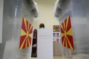 Επαναληπτικές βουλευτικές εκλογές σε επτά τμήματα της Β. Μακεδονίας θα διεξαχθούν στις 22 Μαϊου, ποιοι αντιδρούν