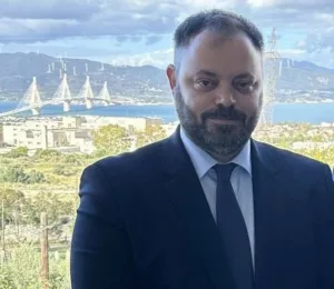 Τέμπη: Τι λένε στην «Π» πολιτικοί παράγοντες για την επόμενη μέρα της προανακριτικής για Καραμανλή