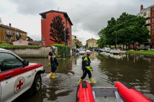 Ιταλία: Πλημμύρες μετά από σφοδρές βροχοπτώσεις στo Βένετο BINTEO