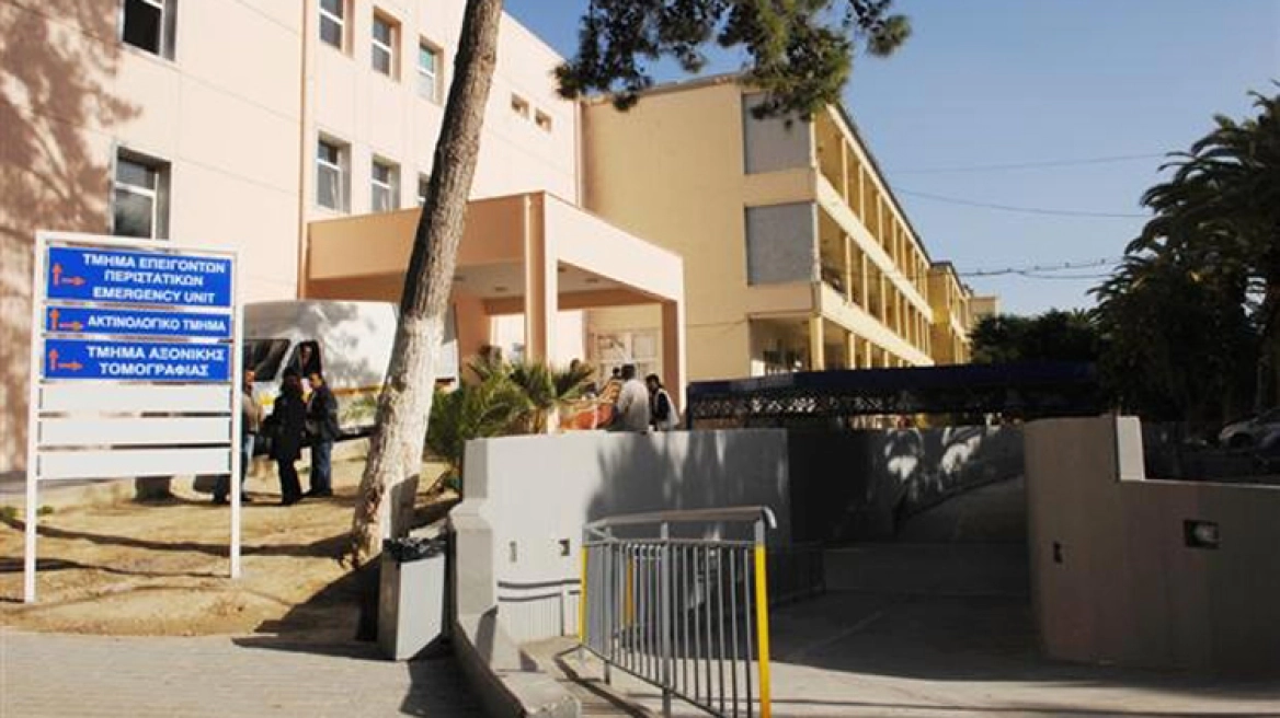 Tραγωδία νότια της Ιεράπετρας: Δύο μετανάστες πέθαναν μετά τη διάσωσή τους Tραγωδία νότια της Ιεράπετρας: Δύο μετανάστες πέθαναν μετά τη διάσωσή τους