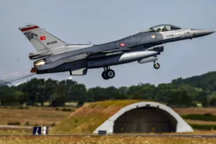 CNN Turk: Η Τουρκία θα ζητήσει αλλαγές στη συμφωνία για τα F-16;
