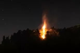 Αχαΐα: Φωτιά στα Σελιανίτικα ΝΕΟΤΕΡΑ – Κινητοποίηση της Πυροσβεστικής