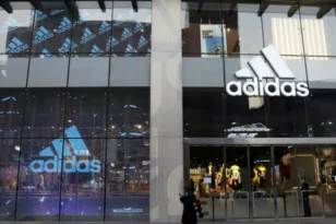 Η Adidas ερευνά σκάνδαλο διαφθοράς από υπαλλήλους της στην Κίνα