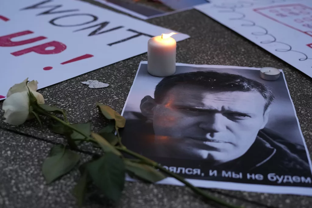 Russia: Commemorative occasions on the anniversary of Navalny’s birthday
 – 2024-06-16 07:43:42