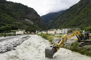 Βρέθηκε νεκρός ένας από τους τρεις αγνοούμενους από τις πλημμύρες στην Ελβετία ΒΙΝΤΕΟ