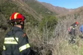 Καλάβρυτα: Επιχείρηση της Πυροσβεστικής για τον απεγκλωβισμό πέντε κυνηγόσκυλων στο Πλανητέρο