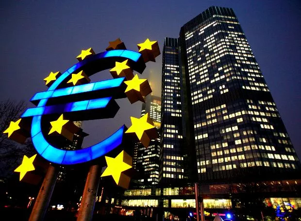 On this present day, June 1, 1998, the European Central Financial institution was based, what else occurred
 – 2024-06-02 21:43:48