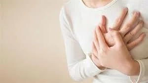 Τα 6 σημάδια που δείχνουν πιθανή καρδιακή προσβολή στις γυναίκες