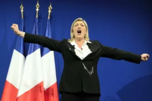 Γαλλία: Το κόμμα της Λεπέν είναι το δημοφιλέστερο στη χώρα ενόψει των εκλογών