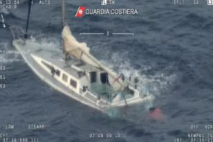 Σοκ στη Μεσόγειο: 27χρονος βίασε και στραγγάλισε 16χρονη σε προσφυγικό σκάφος που ναυάγησε
