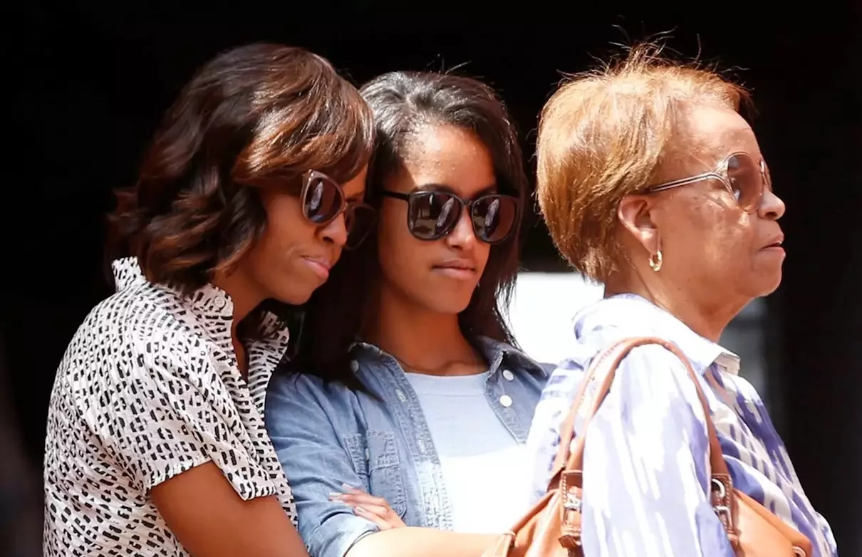 Michelle Obama’s mom, Marianne Robinson, has died
 – 2024-06-02 11:35:50