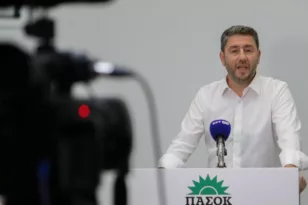 Ανδρουλάκης στην ΚΕ ΠΑΣΟΚ: «Ανεβήκαμε, αλλά όχι όσο θέλαμε, όχι στην εσωστρέφεια και την καταστραφολογία» -Δείτε Live